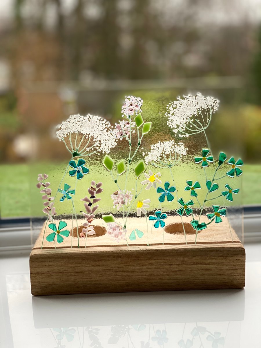 Bespoke cow parsley meadow - fused glass art 