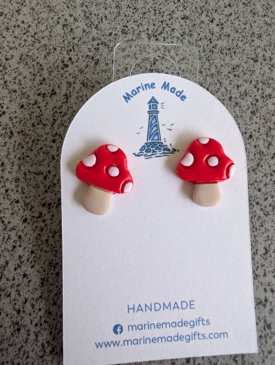 Mushroom polymer clay earrings 