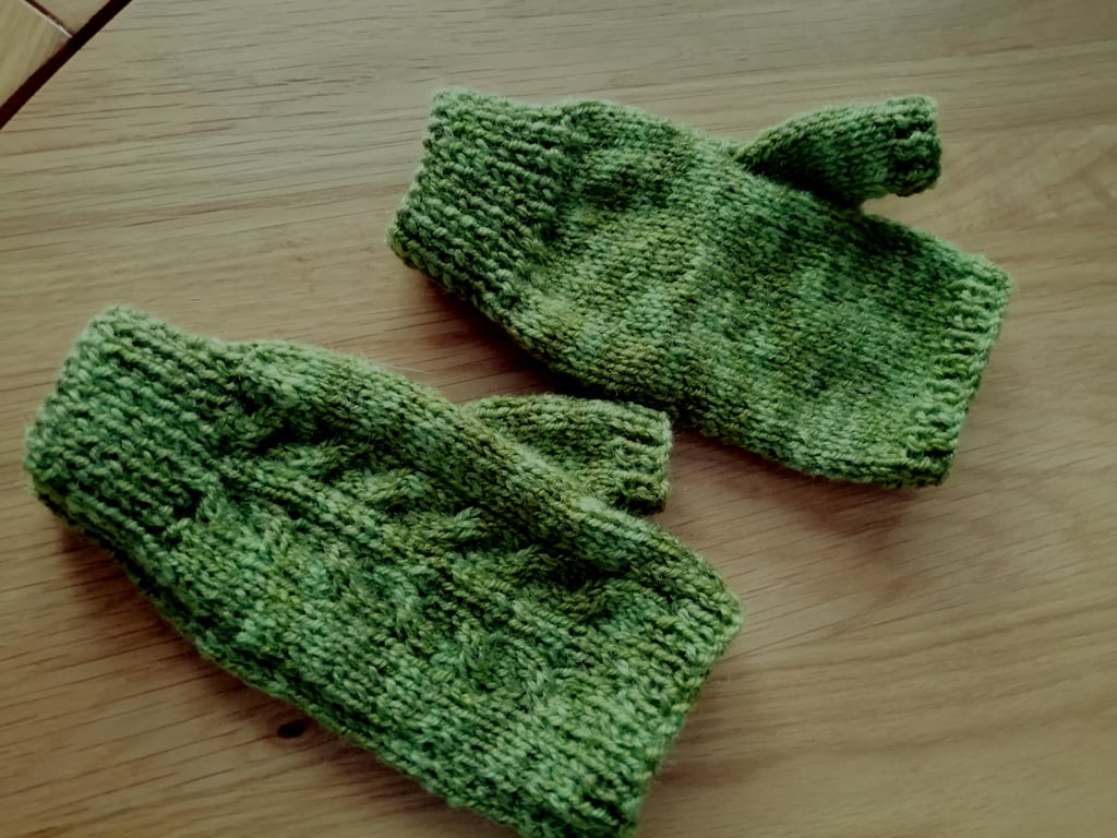 Ladies Fingerless Gloves 