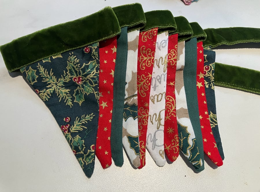 Christmas Bunting & Decorations