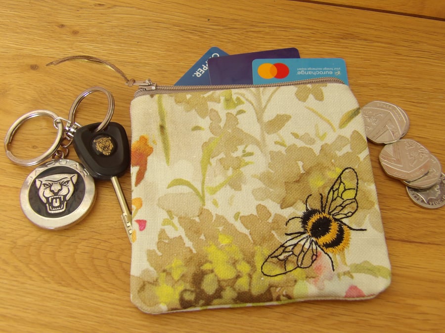 Lovely Bee embroidered zipped and lined purse 