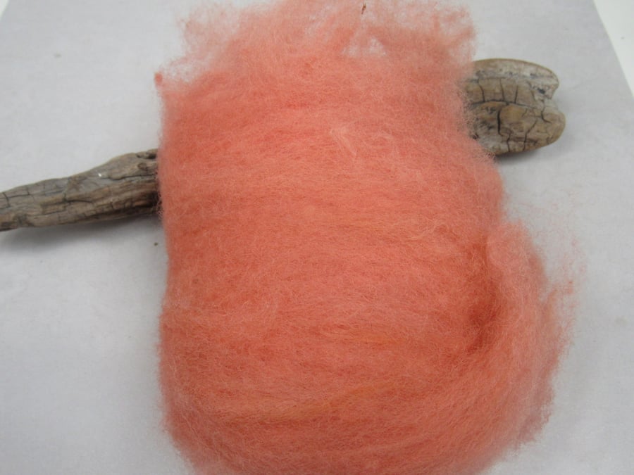 10g Naturally Dyed Madder Orange Llanwenog Felting Wool