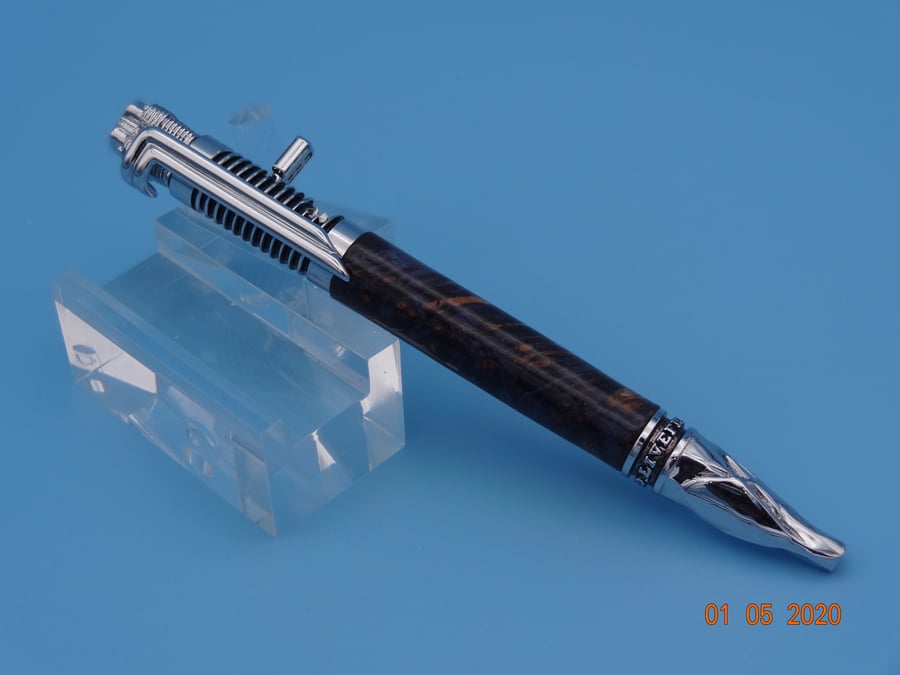 Bikers Pen with burr wood barrel and appropriate fittings.