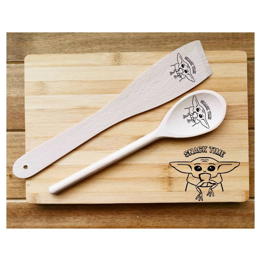 Baby Yoda Mandalorian Cooking Set Star Wars Laser Burned Wooden Chopping Board 