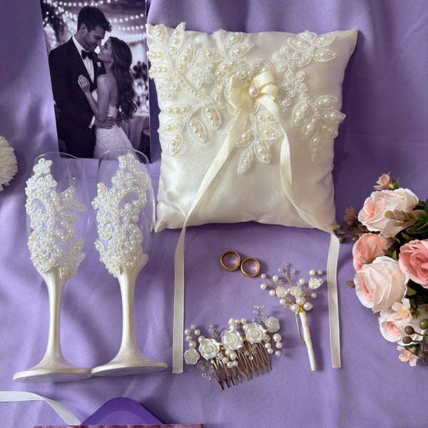 Luxury Wedding Essentials Set Bridal Gift Box Ivory Wedding Decor