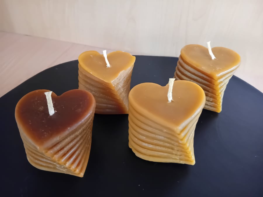 Loveheart 4 pack scented candle set, handmade, a mix of natural scents.