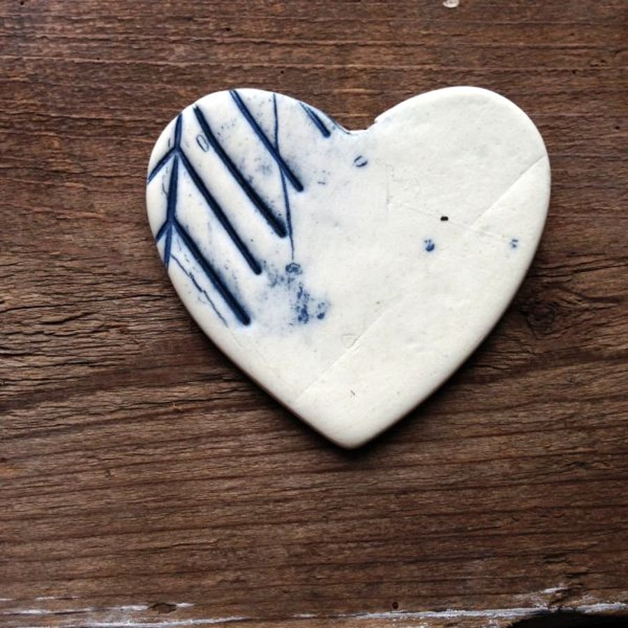 White & Navy Ceramic Heart Brooch