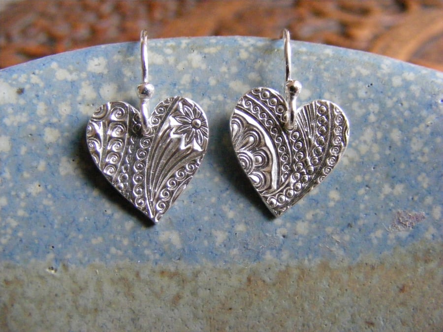  Patterned Heart Earrings Large