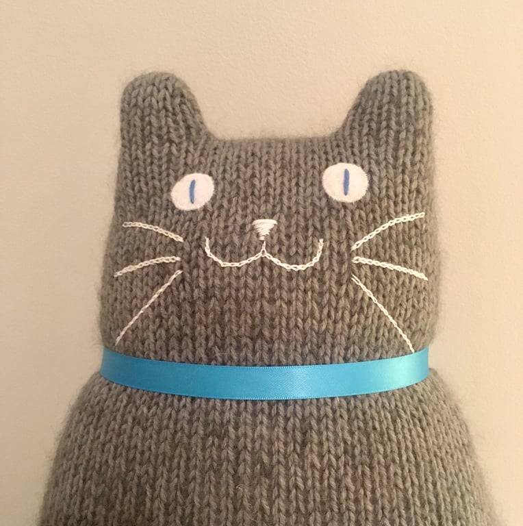 Mohair grey knitted cat cushion, gift for a cat lady- folksy Christmas 2026
