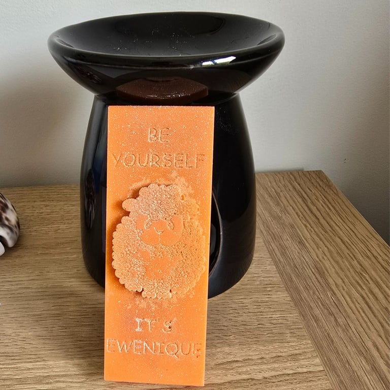 Scented Soy Wax Melt Bar Ewenique Sheep Design Mandarin and Sandalwood Gift