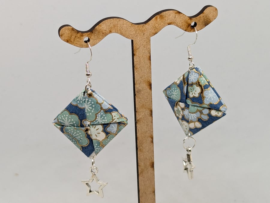 Square earrings: Japanese paper with plum blossoms on turquoise Japanese paper