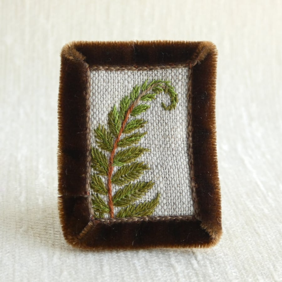 Fern - hand stitched brooch
