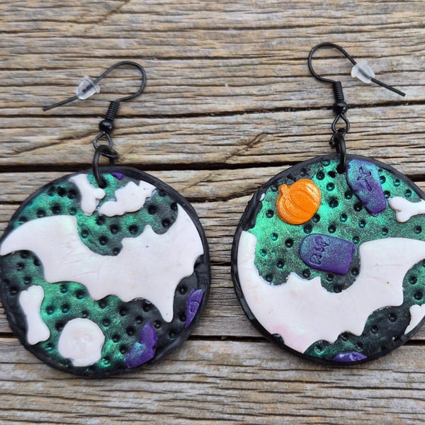 Bats Halloween Disc Spooky Earrings 