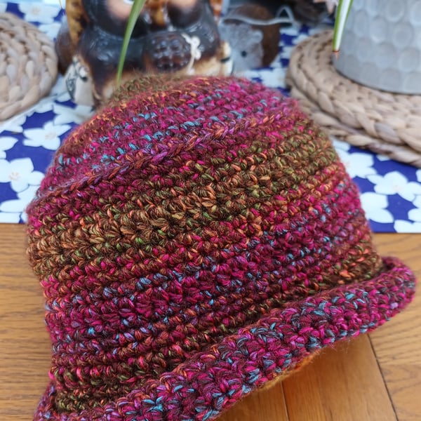 Crochet bucket hat 