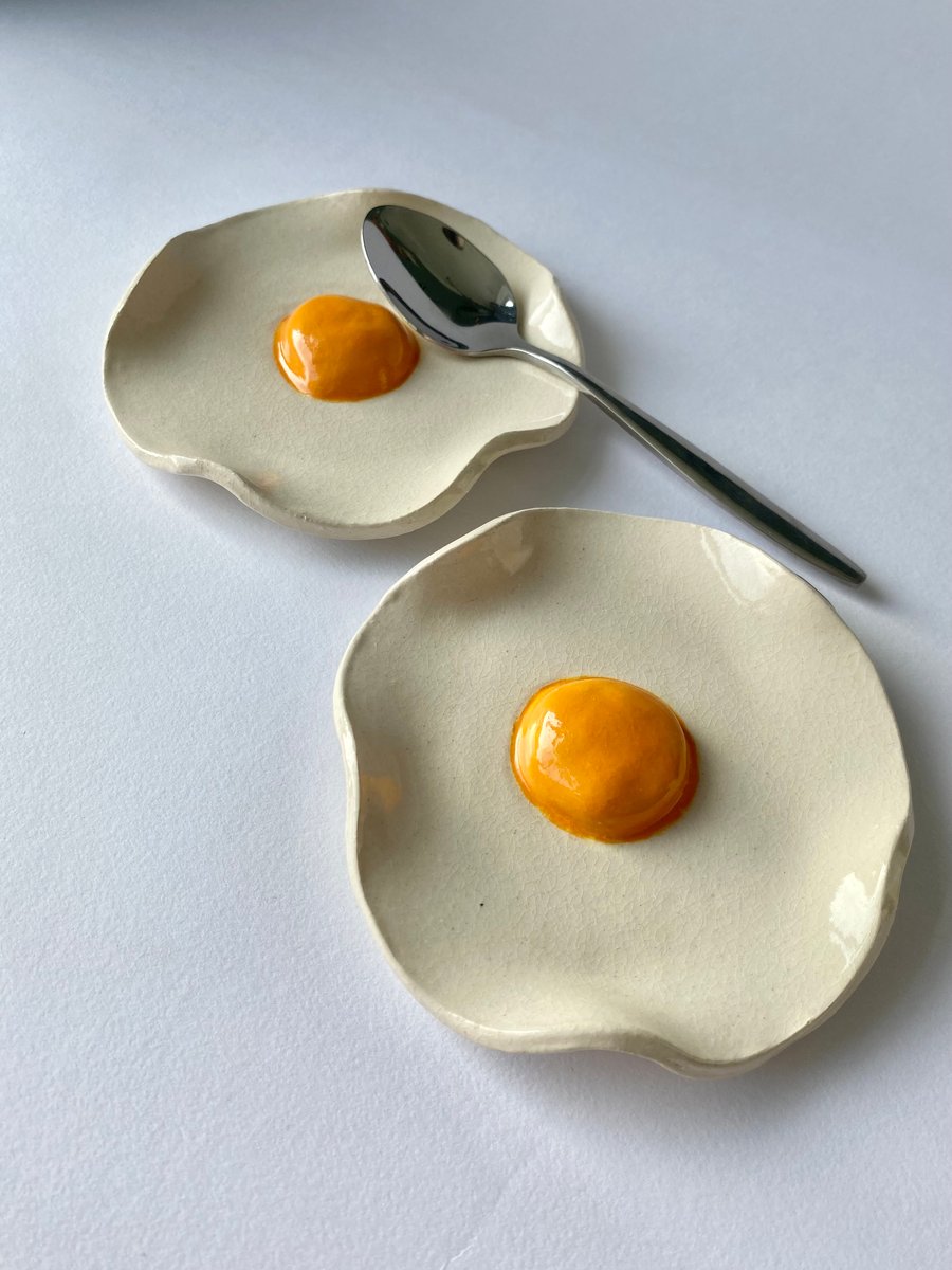 Ceramic Egg Dish