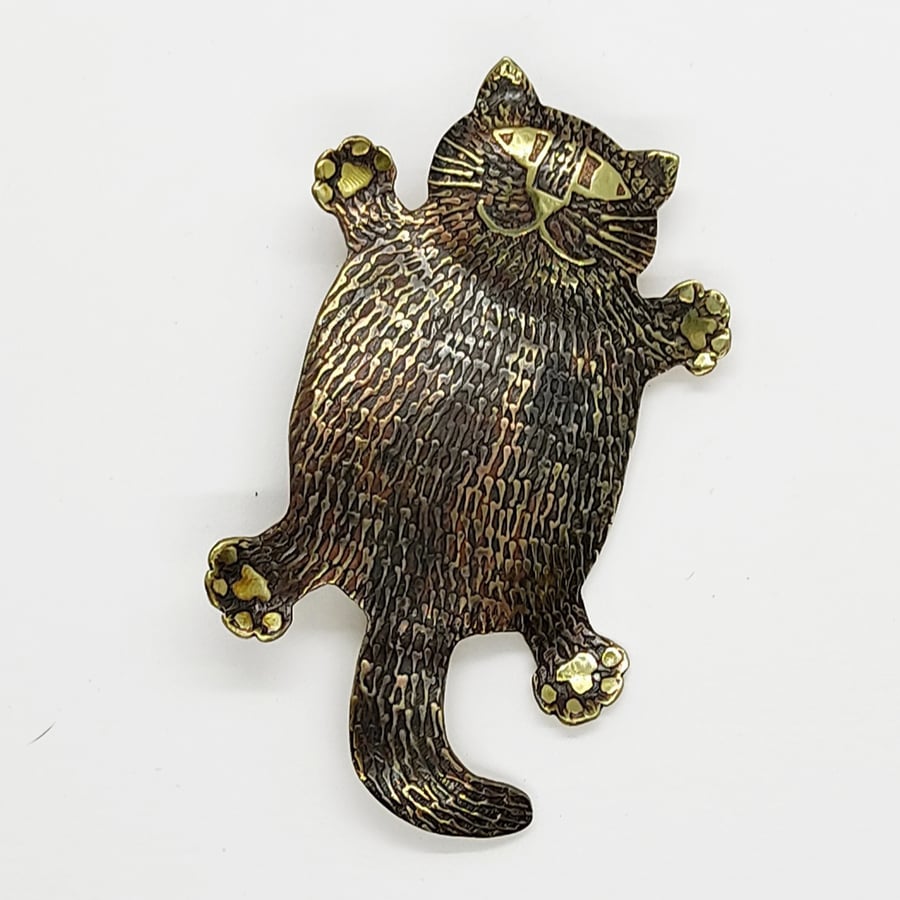 cat brooch
