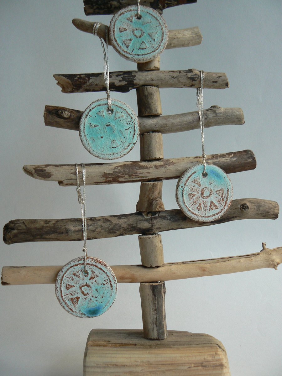 Scandi Style Set of 4 Ceramic Circle Decorations