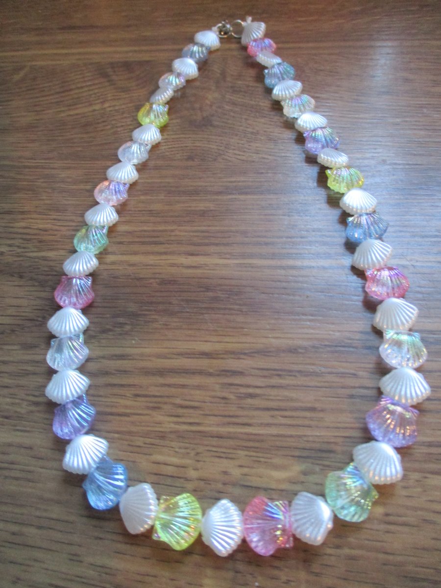 Yahoo Charming Scallop Imitate Beads Glamorous Necklace