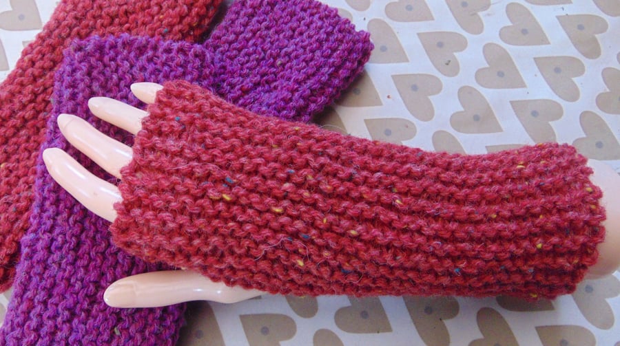 Fingerless gloves