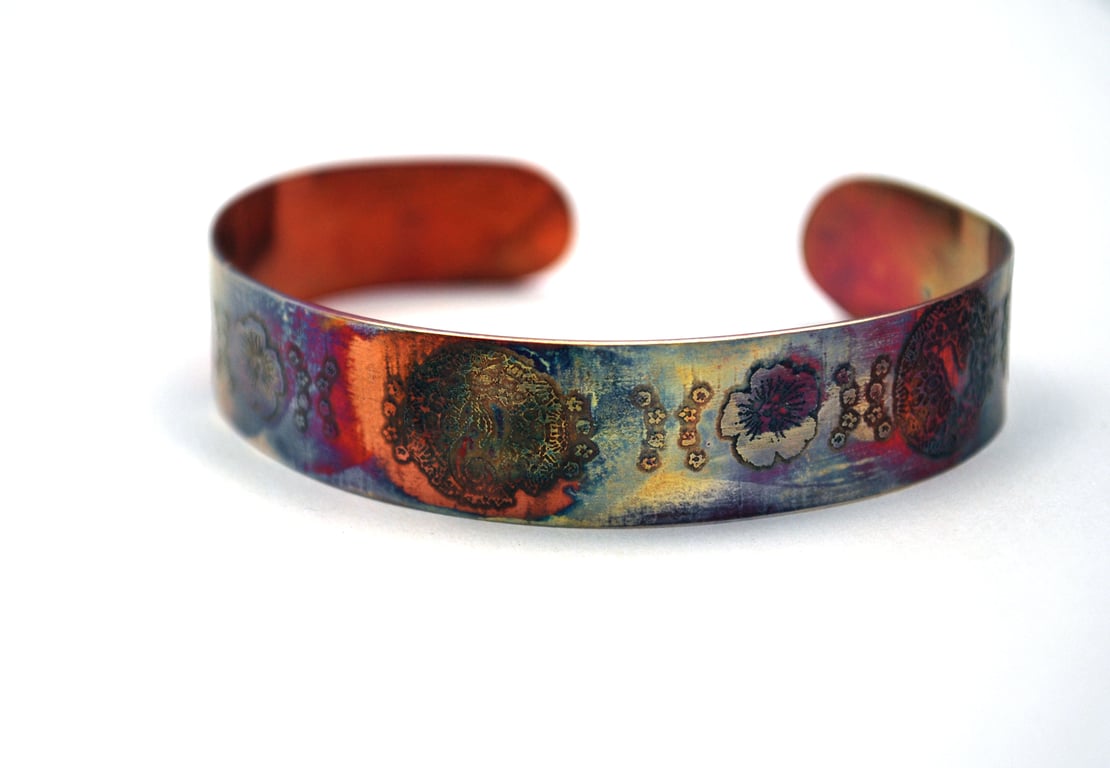Etched Copper Cuff Bracelet - moongazing hare design - slim size