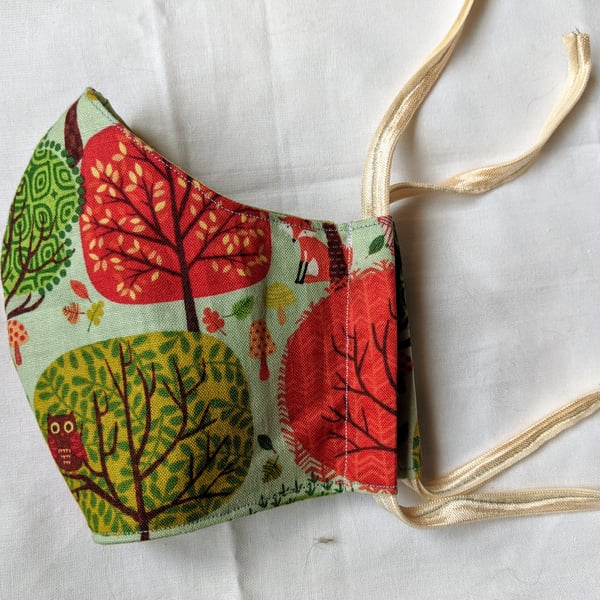 Cotton face mask with forest print
