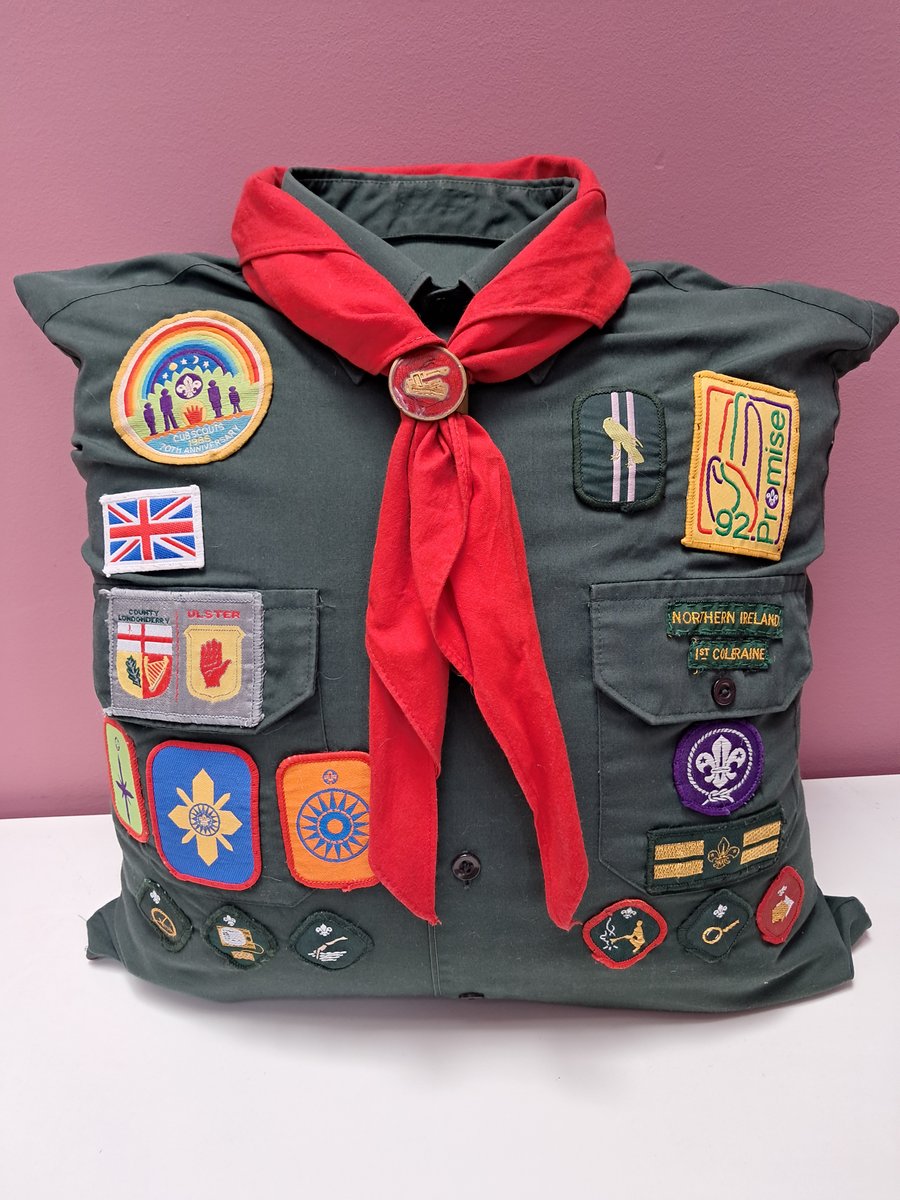 Keepsake and memory cushion for brownies, cubs, guides, rainbows or beavers