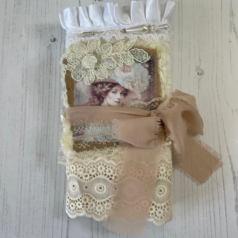 Pocket Journal - Shabby Vintage Suitcases by Carolee Crafts DTP - 0002