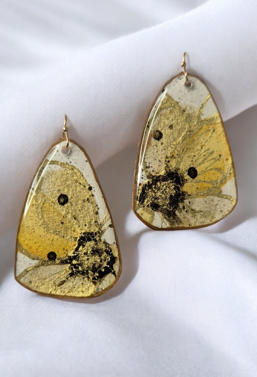Statement Earrings, Large, Lightweight and Stylish, Gold 5x3.5cm