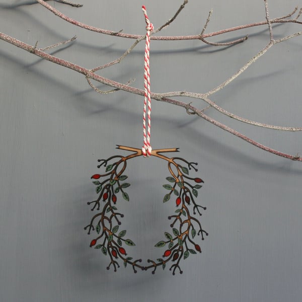 Small wooden wreath decoration