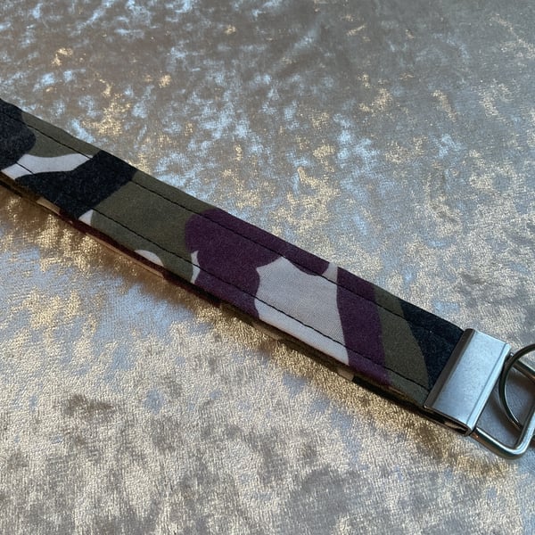 CAMOUFLAGE WRISTLET KEYRING KEY HOLDER LANYARD FOB CHAIN 