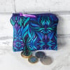 Zipped coin purse