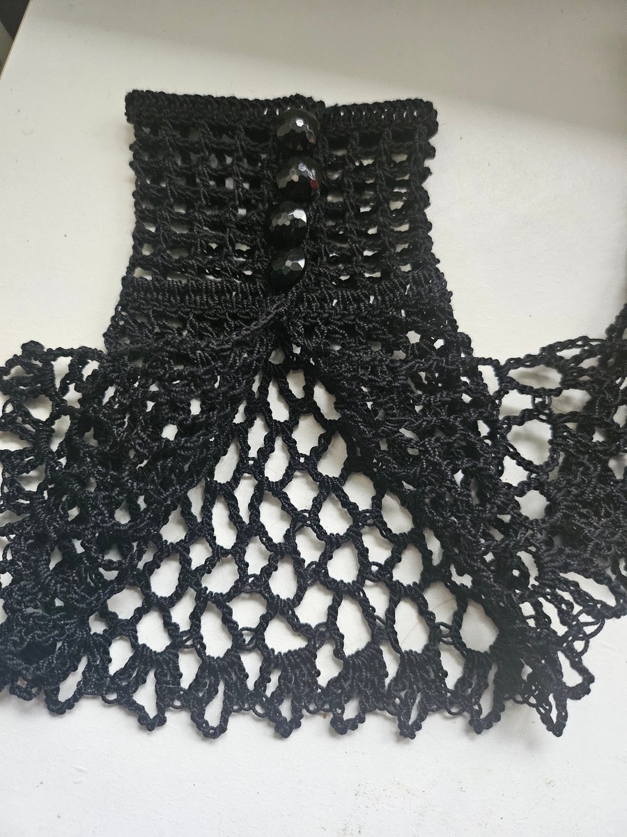 Victoriana Lacy Wrist Cuffs