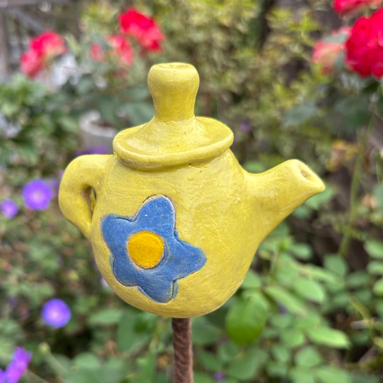 Teapot cane topper