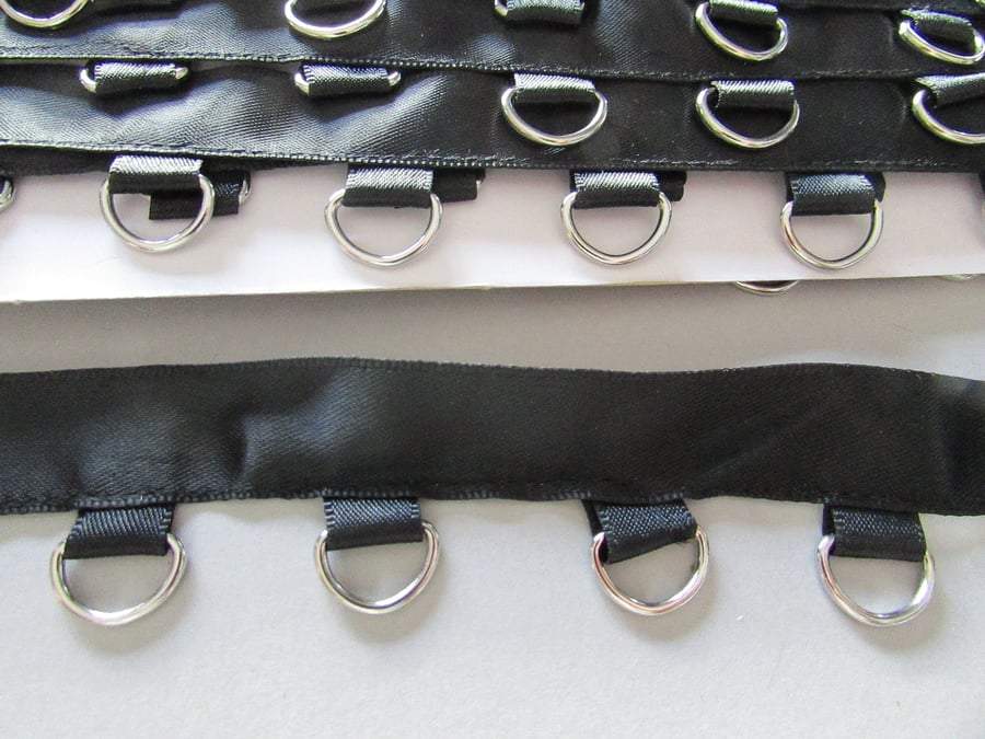 BLACK SATIN D RING TAPE SOLD BY THE METRE