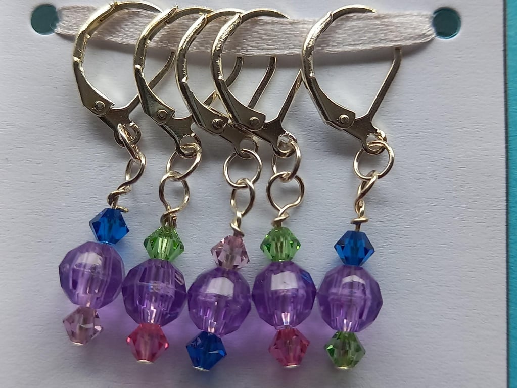 Stitch markers, progress keepers, unique stitch markers