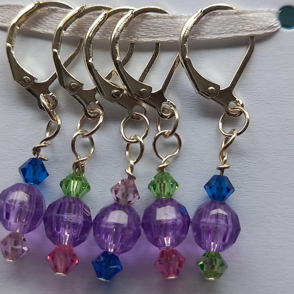 Stitch markers, progress keepers, unique stitch markers