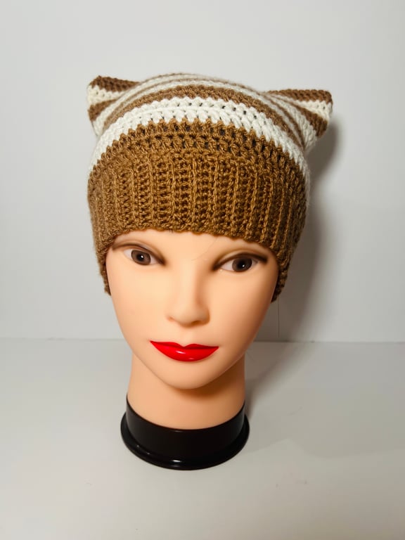 Handmade Winter Striped Cat Beanie Outdoor  Casual Fashion  Hat Pullover Cap