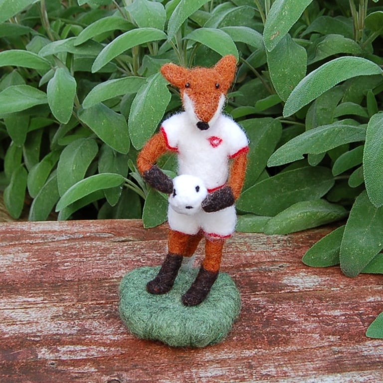   Football Player  - needlefelt fox. Textile art  