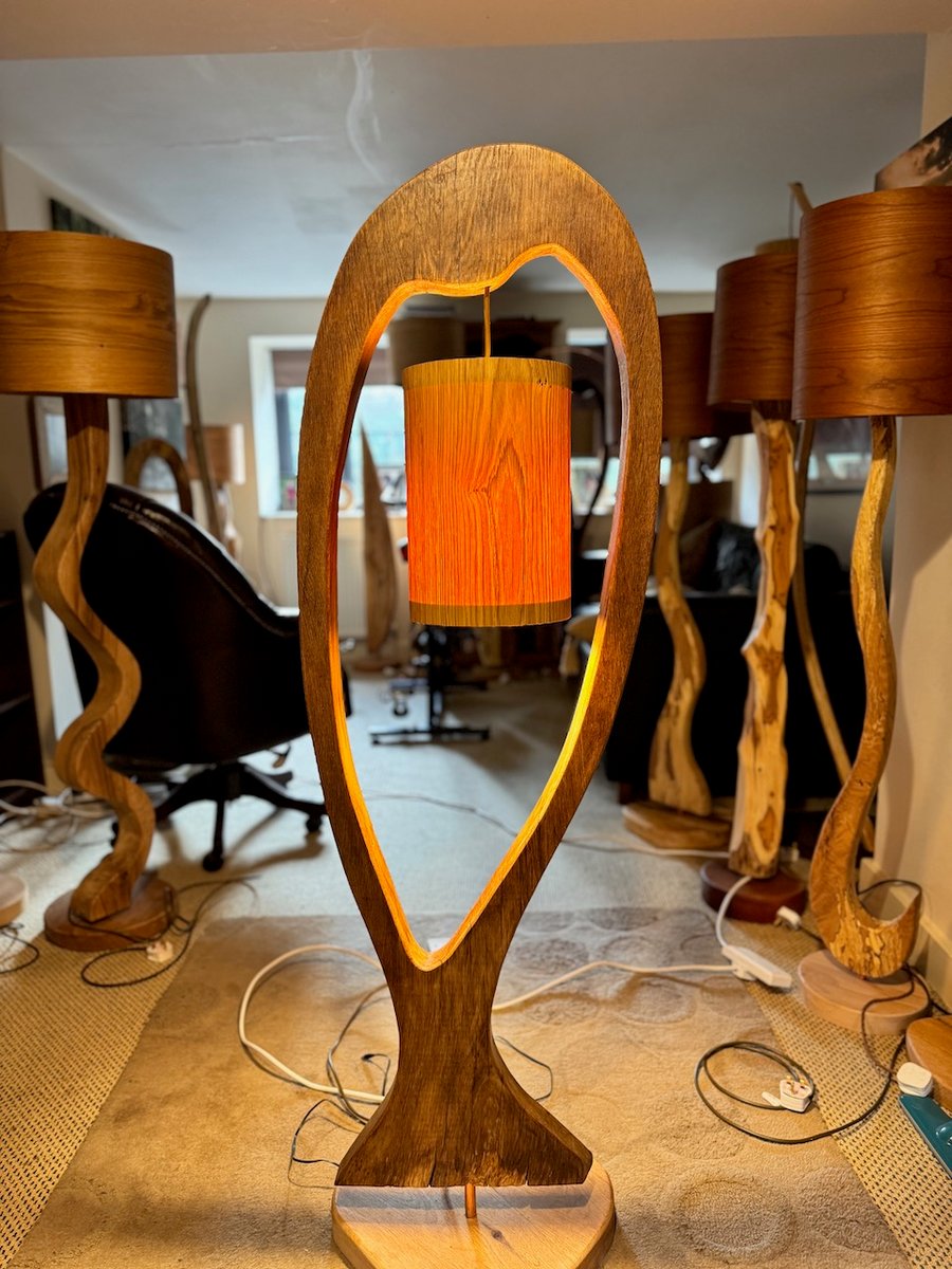 Oak Standard lamp with an oak veneer shade