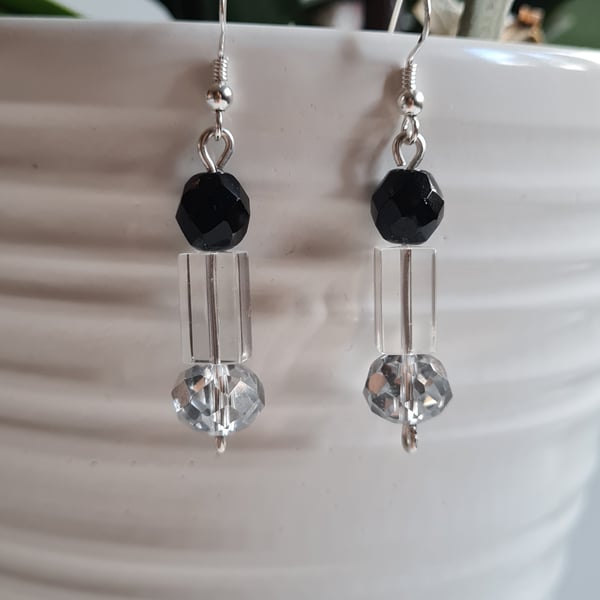 Handmade Elegant 925 Silver & Black Glass Dangle Earrings Gift Boxed Jewellery