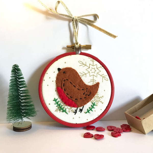 Christmas Robin Decoration, Tree decoration, Hoop Art, Embroidered Decoration