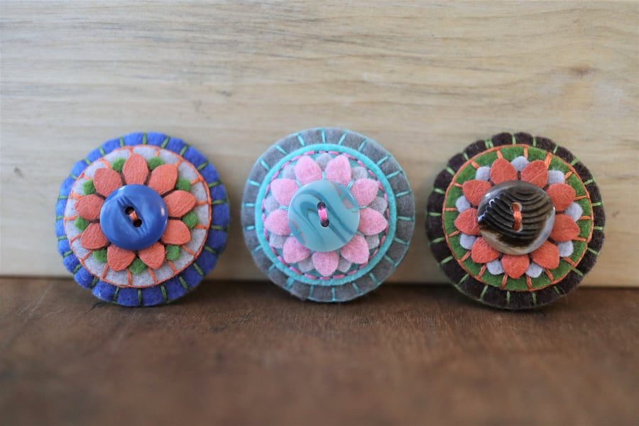 Set of three - Handmade Mini Felt Brooches