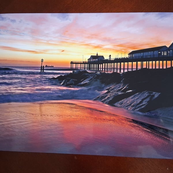 PIER IN THE SEA