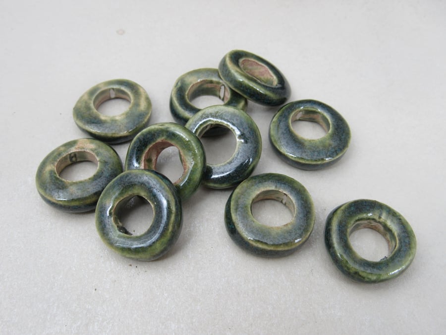10 Medium Forest Green Glazed Ceramic Donut Beads
