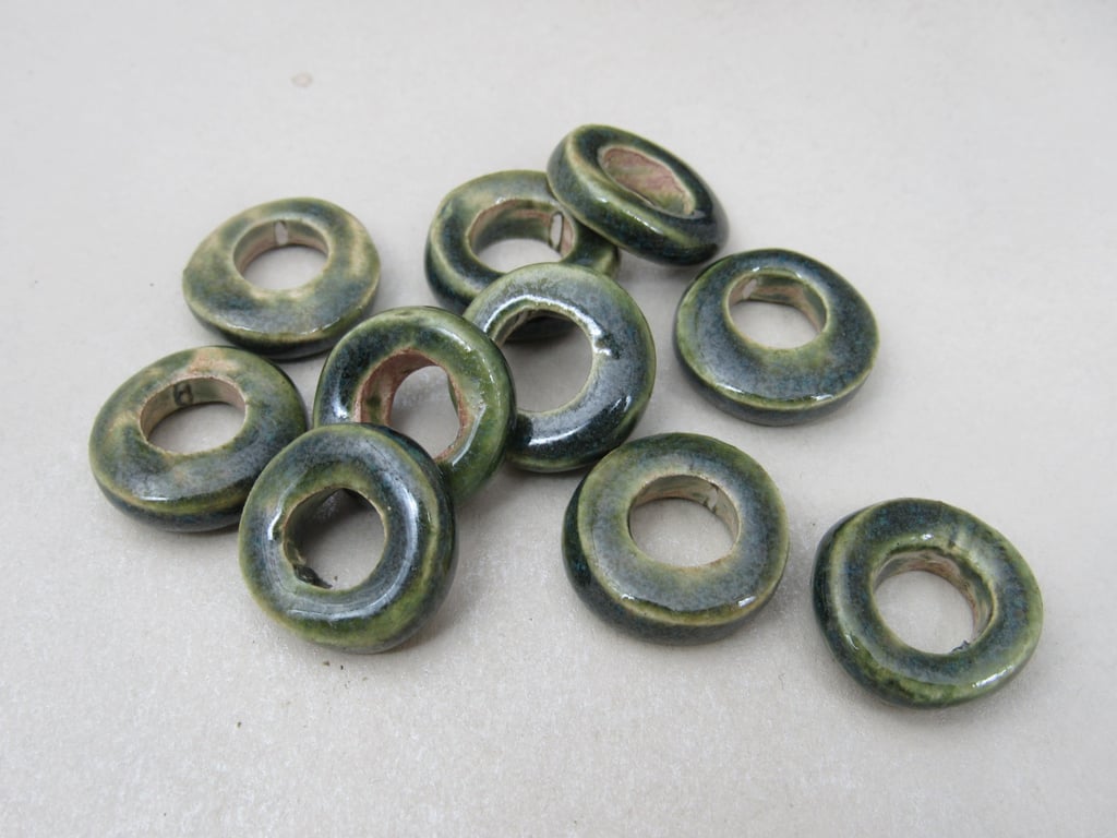 10 Medium Forest Green Glazed Ceramic Donut Beads