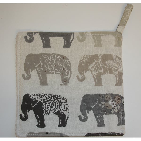 Elephant Pot Holder Potholder Kitchen Grab Mat Pad Grey Elephants