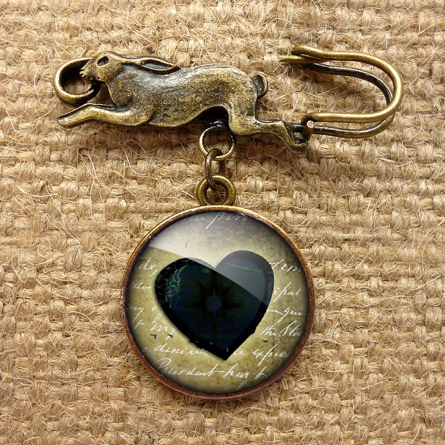 Black Heart No.2 Hare Pin Brooch (RR10)