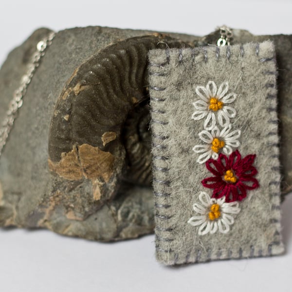 Floral Silver and Wool Felt Embroidered Pendant Necklace
