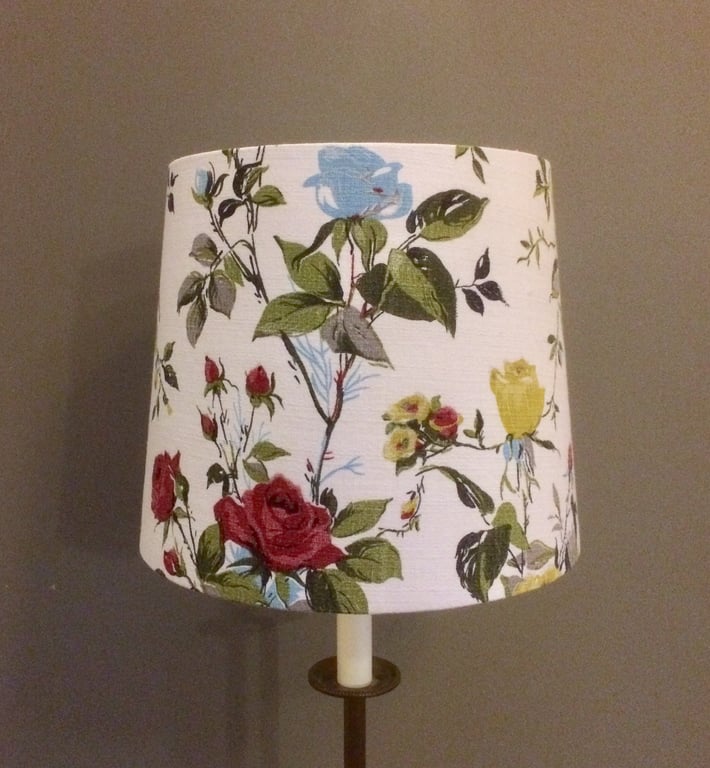 Pretty 50s Summer Rose Fothergay VIntage Barkcloth Fabric Lampshade option 
