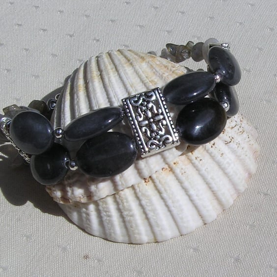 Grey Tourmaline & Labradorite Gemstone Beaded Bracelet "Grayce"